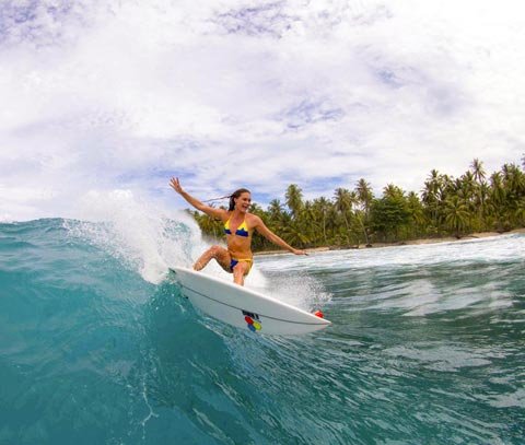 Surfear en Bali
