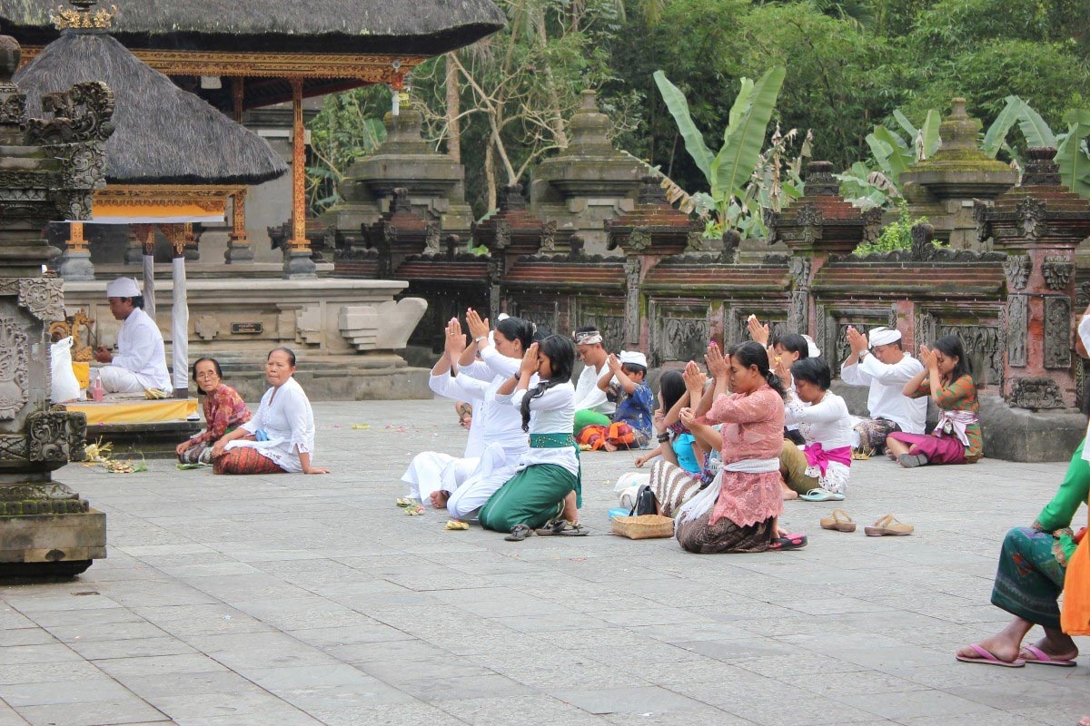 Idioma y religión de Bali